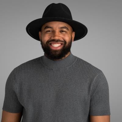 Headshot of Dee Ross